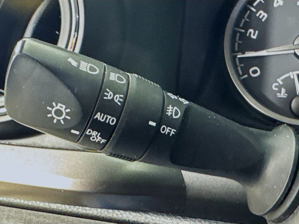 Used Car 2022 Toyota Tacoma  Sr5 For Sale Under $30,000 In Austin, Texas