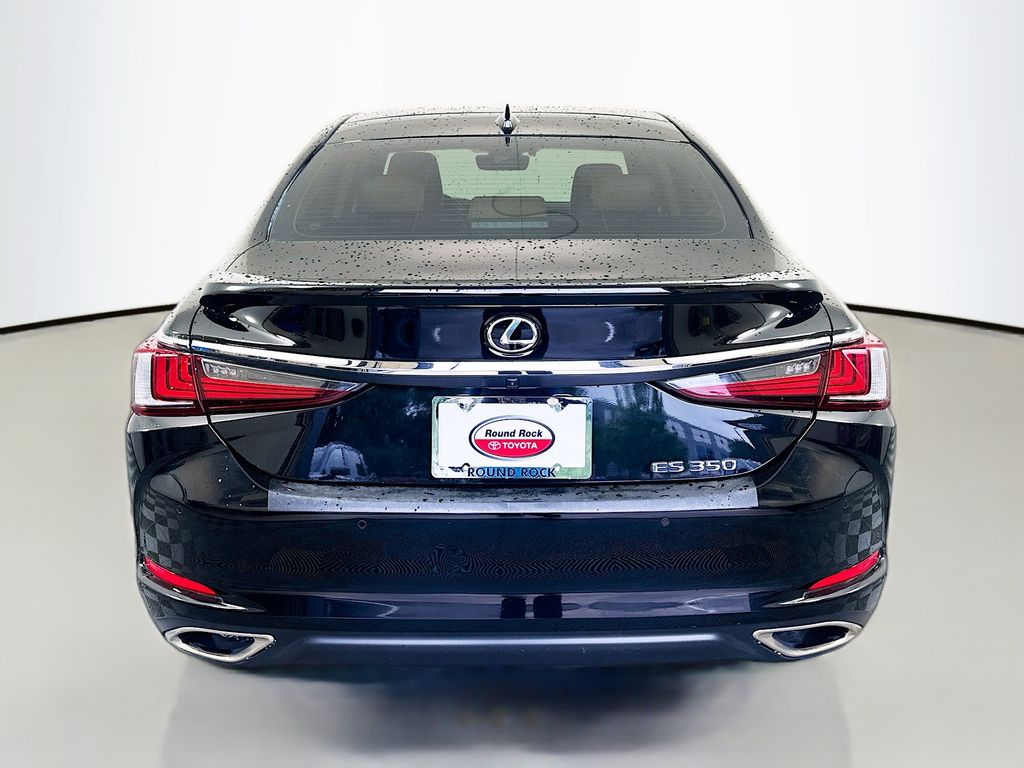 Thumbnail: 2022 Lexus ES - 6