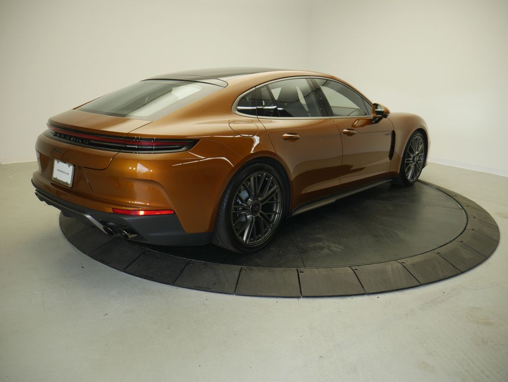 Thumbnail: 2025 Porsche Panamera - 7