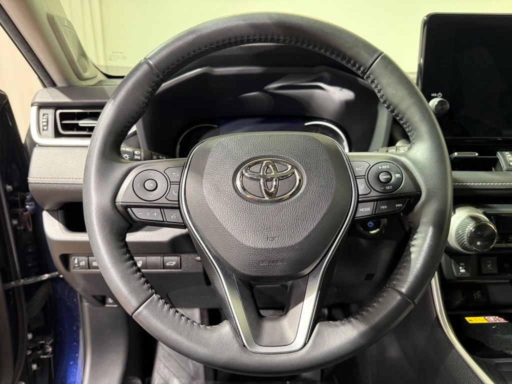 Thumbnail: 2024 Toyota RAV4 - 24