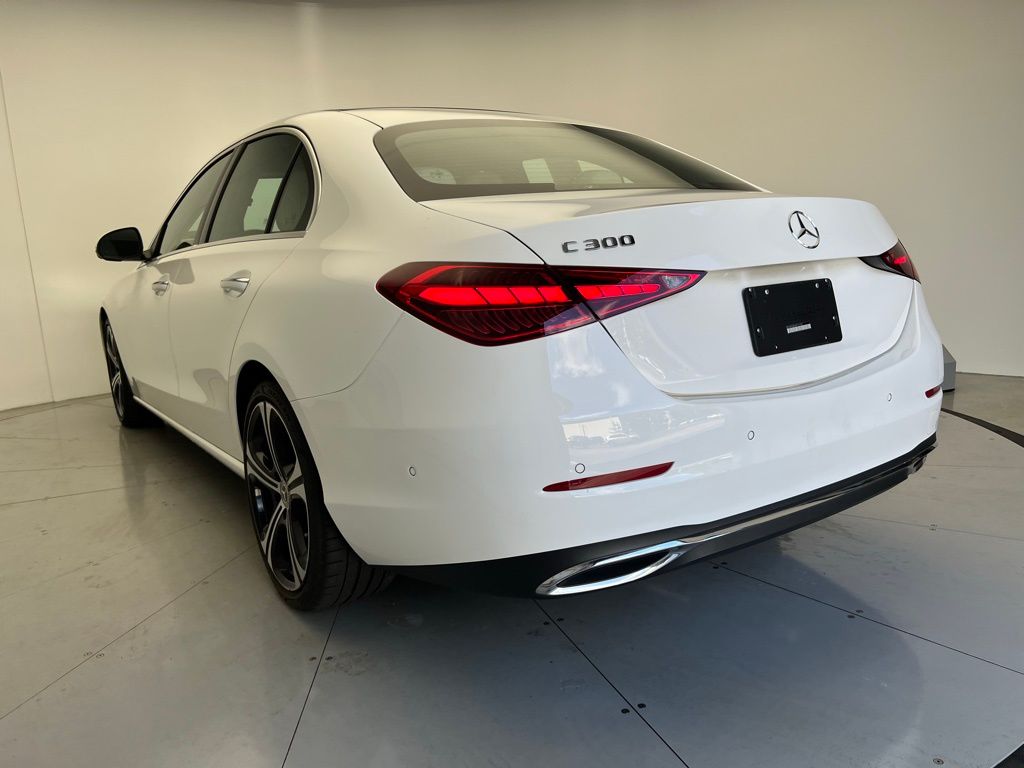 Thumbnail: 2023 Mercedes-Benz C-Class - 4