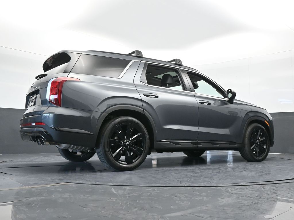 Used 2023 Steel Graphite Hyundai XRT image 93