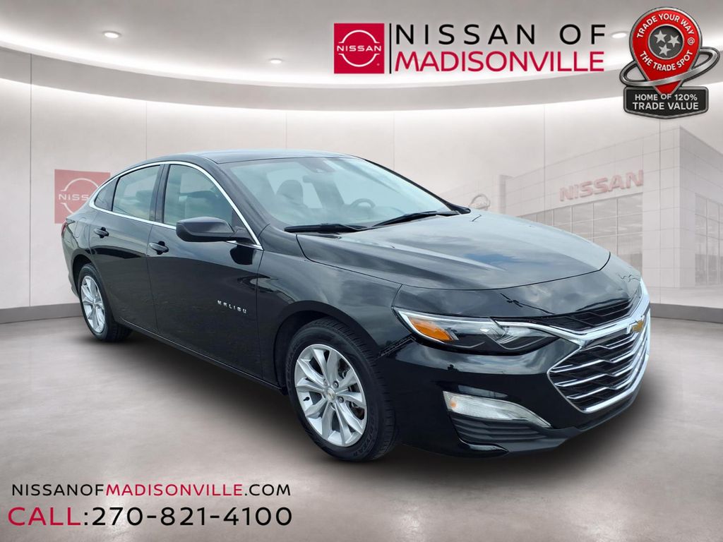 Mosaic Black Metallic 2025 Chevrolet Malibu Sedan Front-Wheel Drive Continuously Variable Transmission