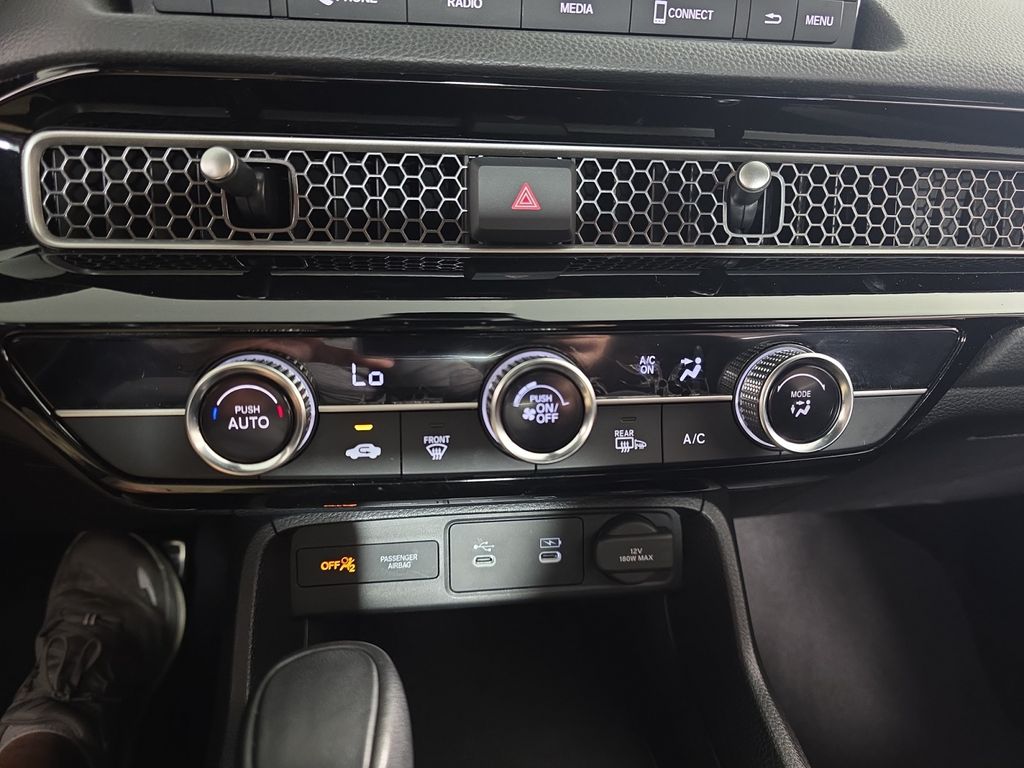 Certified Used 2025  Honda Sport image 18
