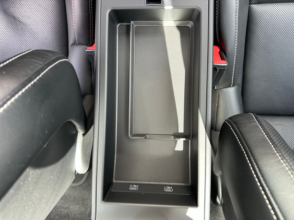 Thumbnail: 2022 Porsche 911 - 27