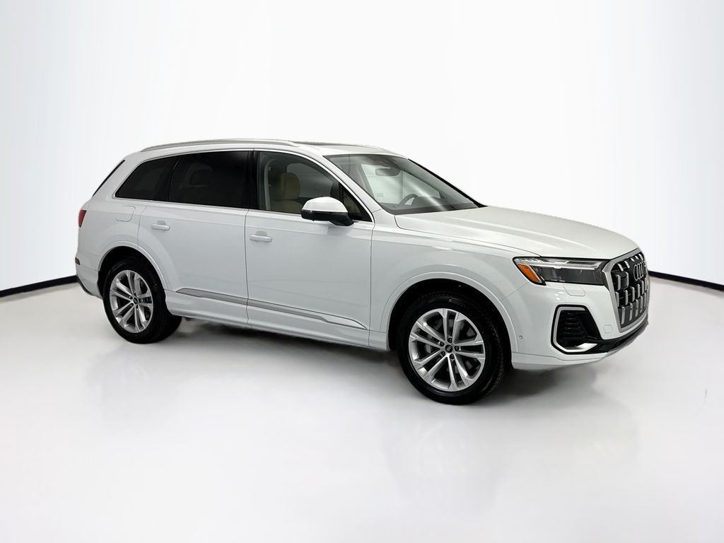 Thumbnail: 2026 Audi Q7 - 3