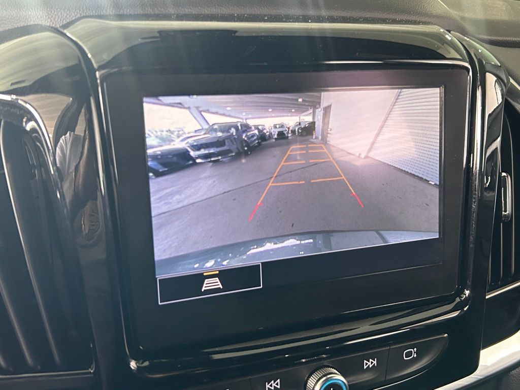 Used 2023 Silver Sage Metallic Chevrolet LT image 21