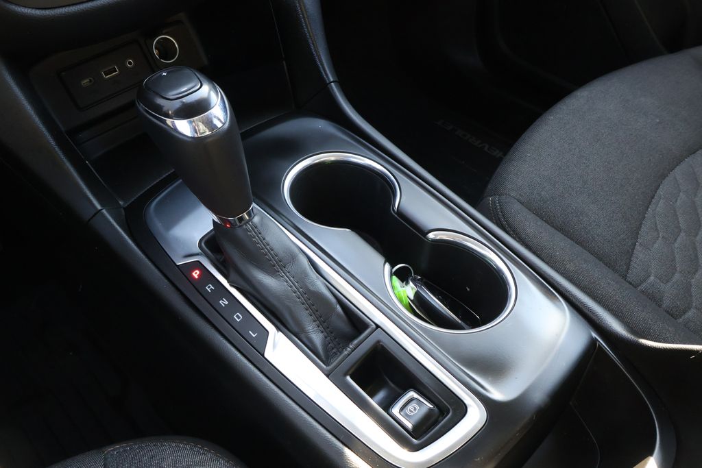 Thumbnail: 2019 Chevrolet Equinox - 20