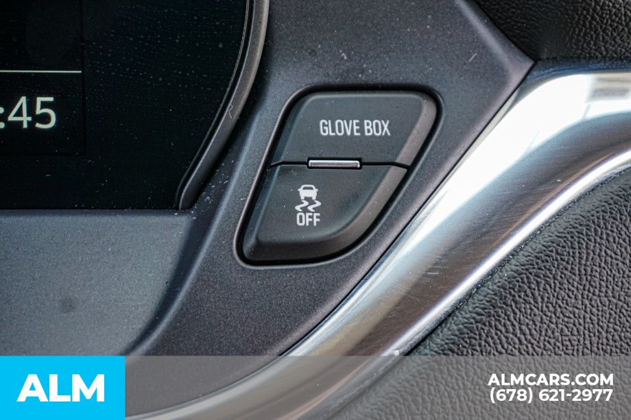 Used 2025 Gray Chevrolet LT image 44