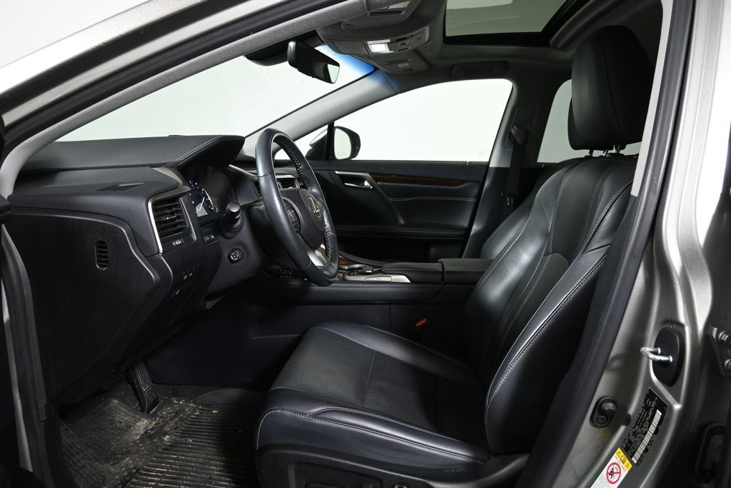 Thumbnail: 2019 Lexus RX - 3