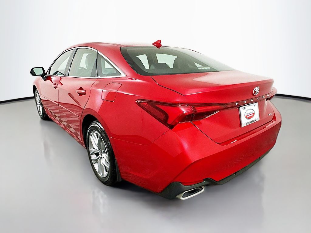 Thumbnail: 2022 Toyota Avalon - 7