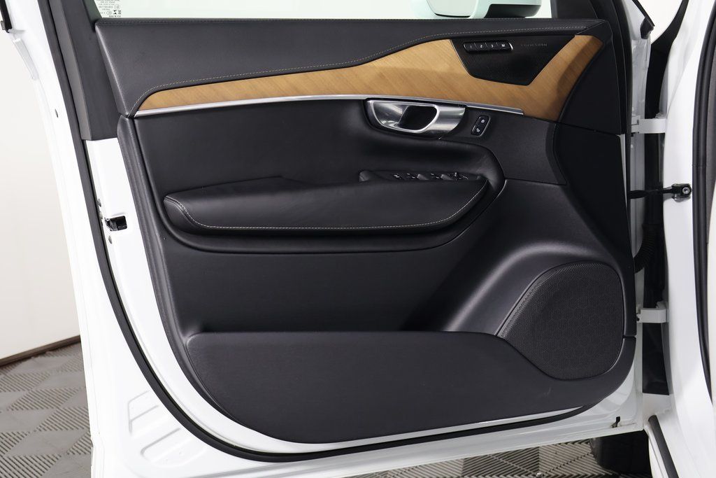 Thumbnail: 2019 Volvo XC90 - 13