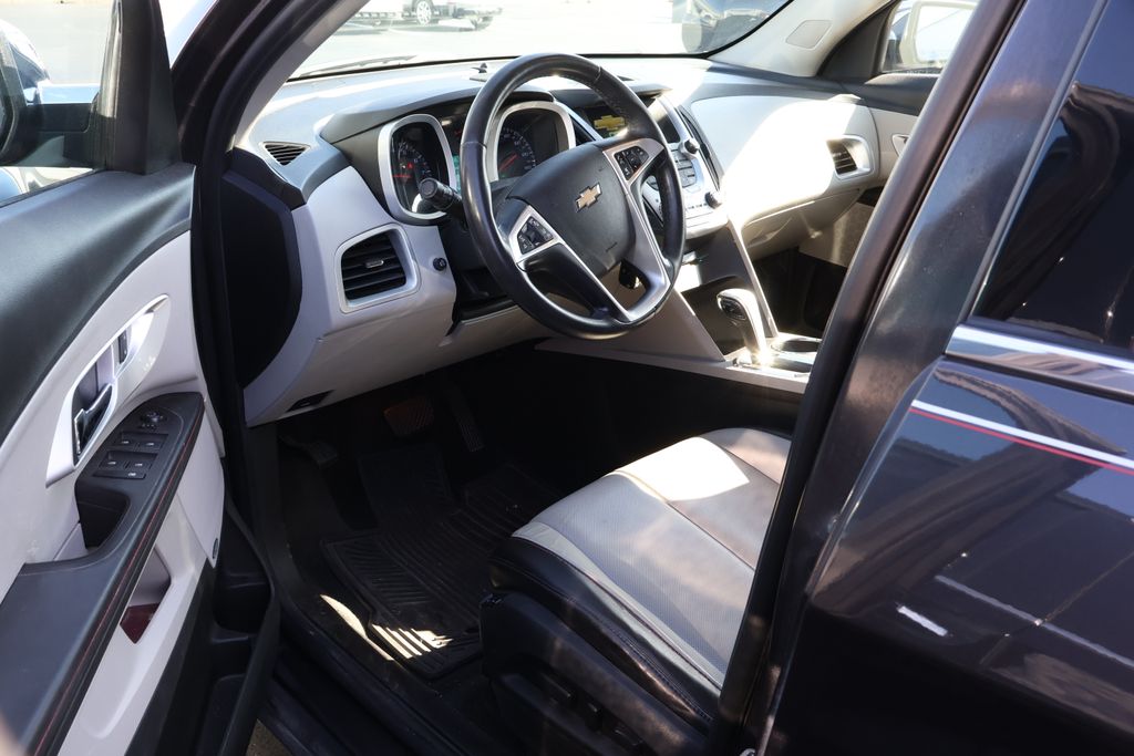 Thumbnail: 2015 Chevrolet Equinox - 12