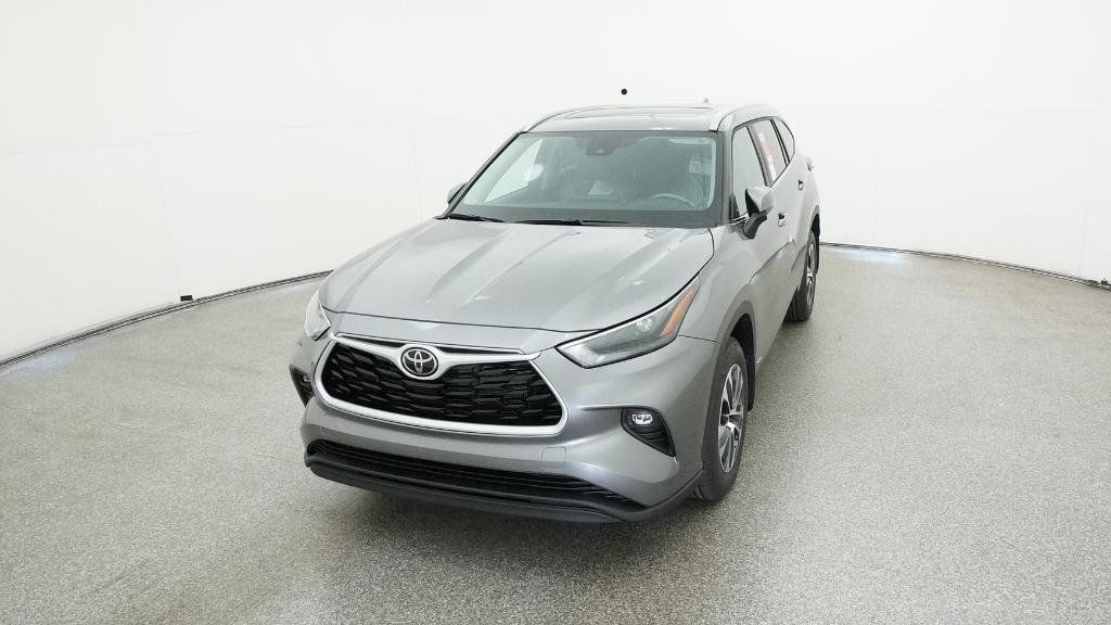 Thumbnail: 2026 Toyota Highlander - 26