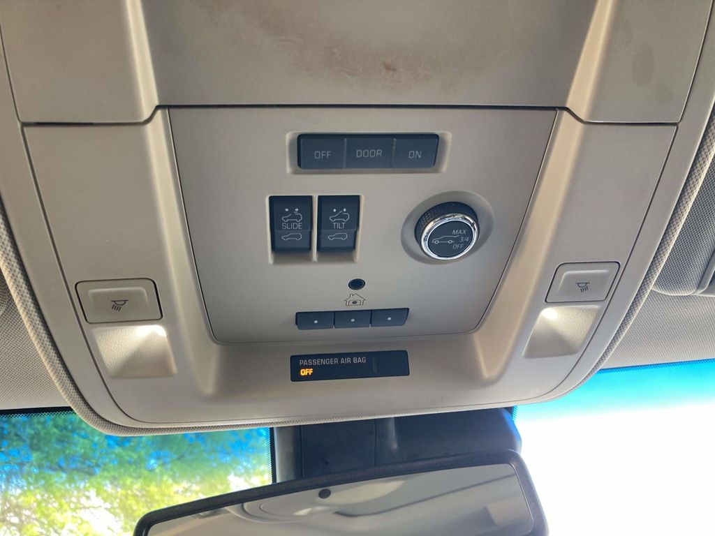 Used 2020 White GMC Denali image 19