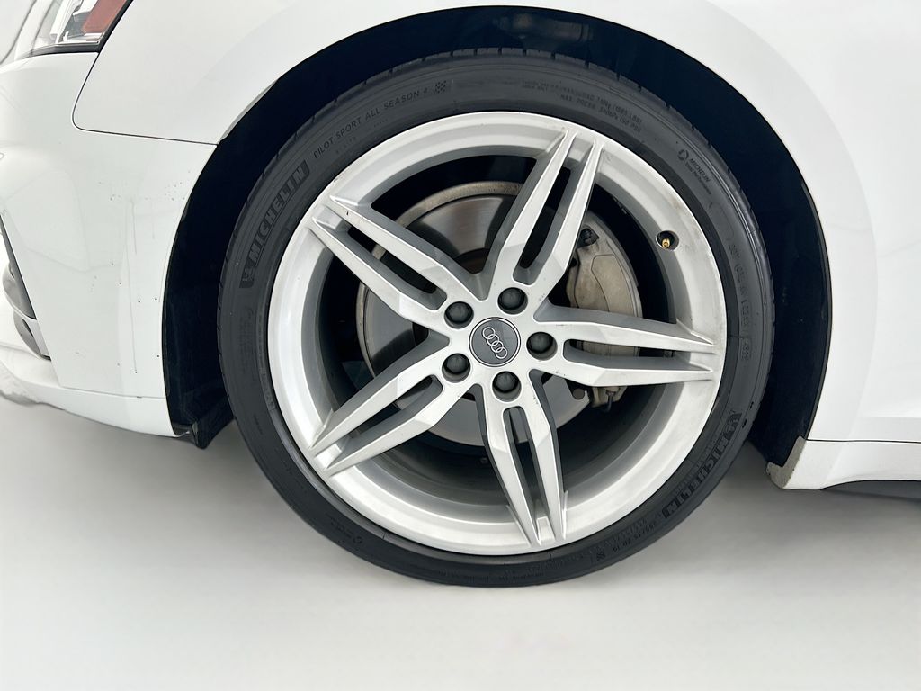 Thumbnail: 2019 Audi A5 - 29