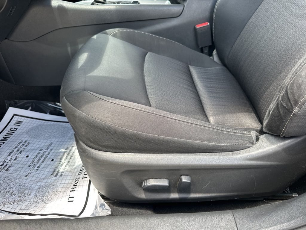 2021 Gun Metallic Nissan Altima 2.5 SV FWD Sedan