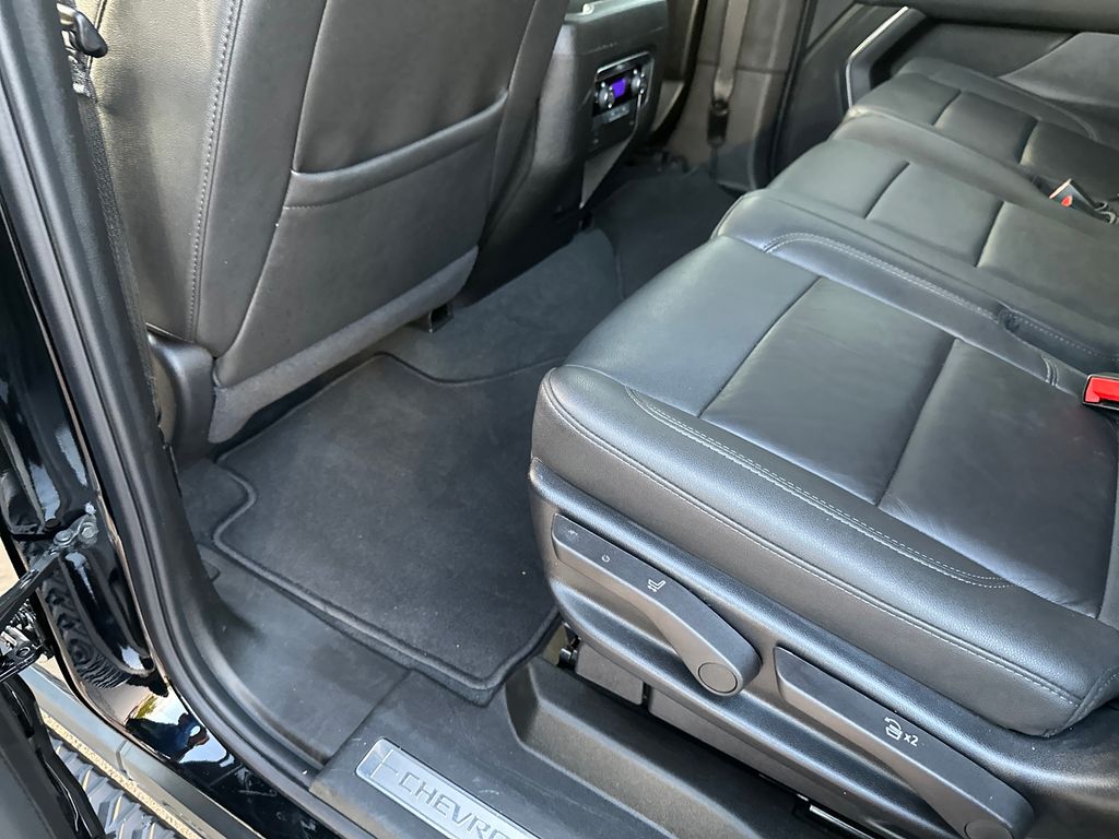 Used Car 2025 Chevrolet Tahoe  Z71 For Sale Under $70,000 In Austin, Texas