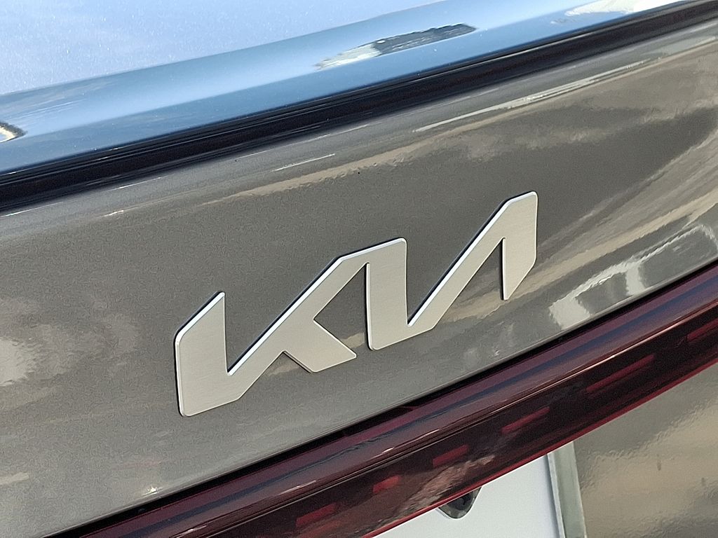 Thumbnail: 2024 Kia Forte - 31