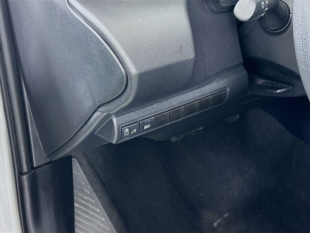 Thumbnail: 2024 Toyota Corolla - 10