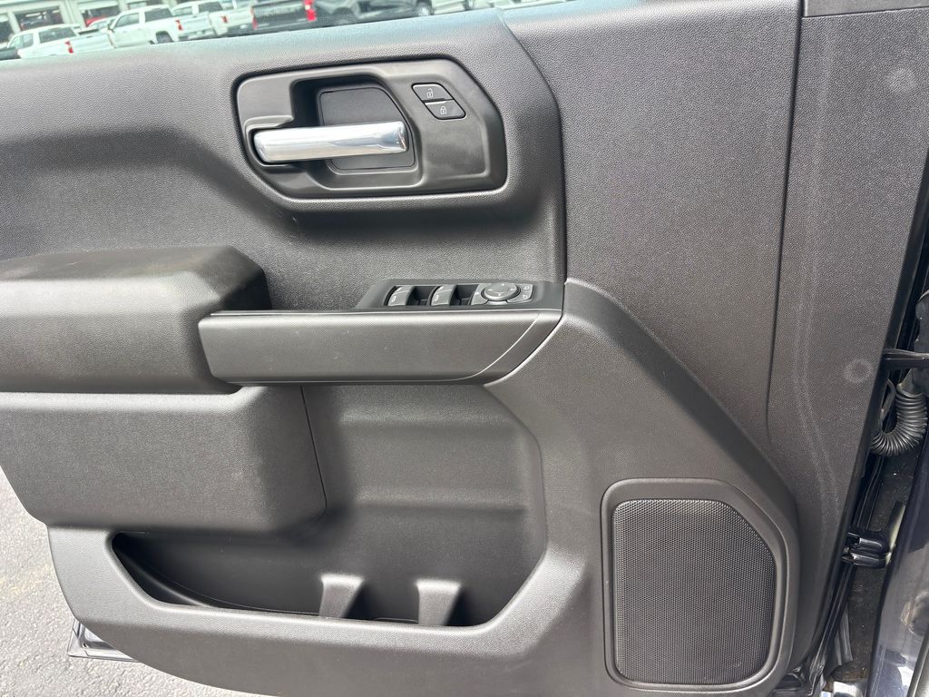 Used Car 2023 Chevrolet Silverado 1500  Custom For Sale Under $35,000 In Austin, Texas