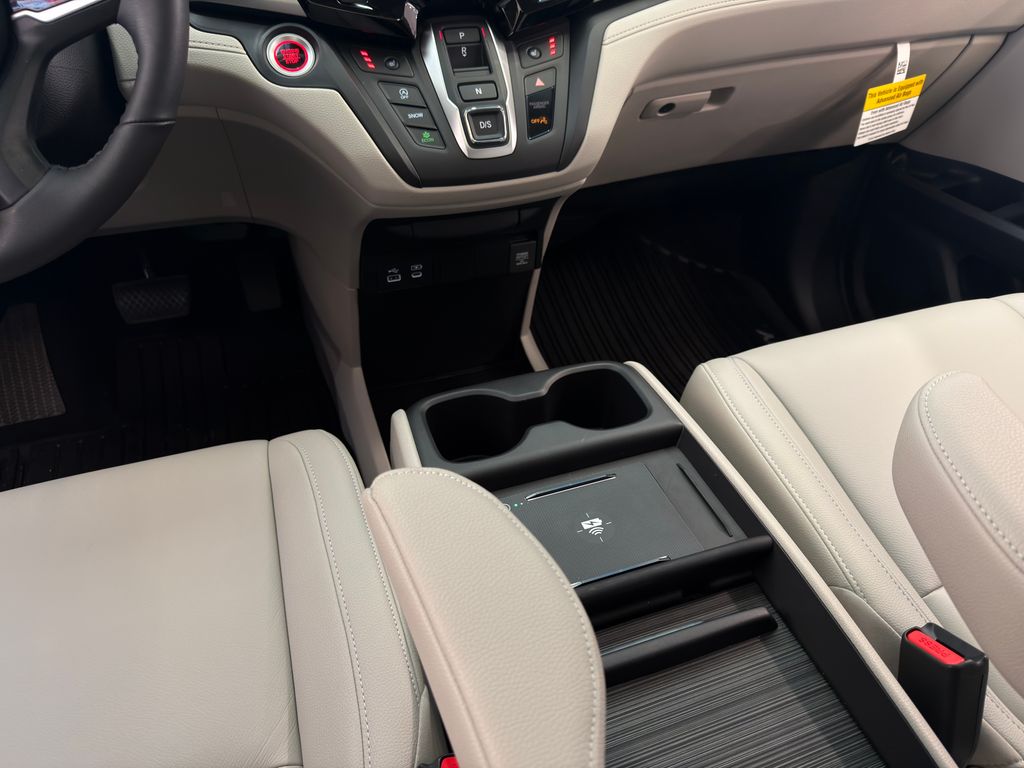 Thumbnail: 2026 Honda Odyssey - 17