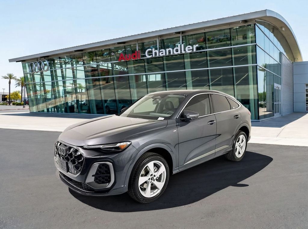 Thumbnail: 2026 Audi Q5 - 1
