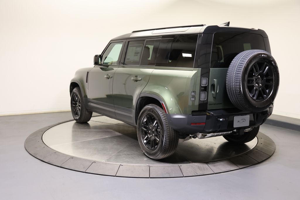 Thumbnail: 2026 Land Rover Defender - 3