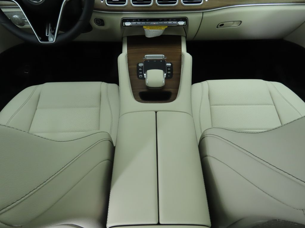 Thumbnail: 2026 Mercedes-Benz GLE - 18