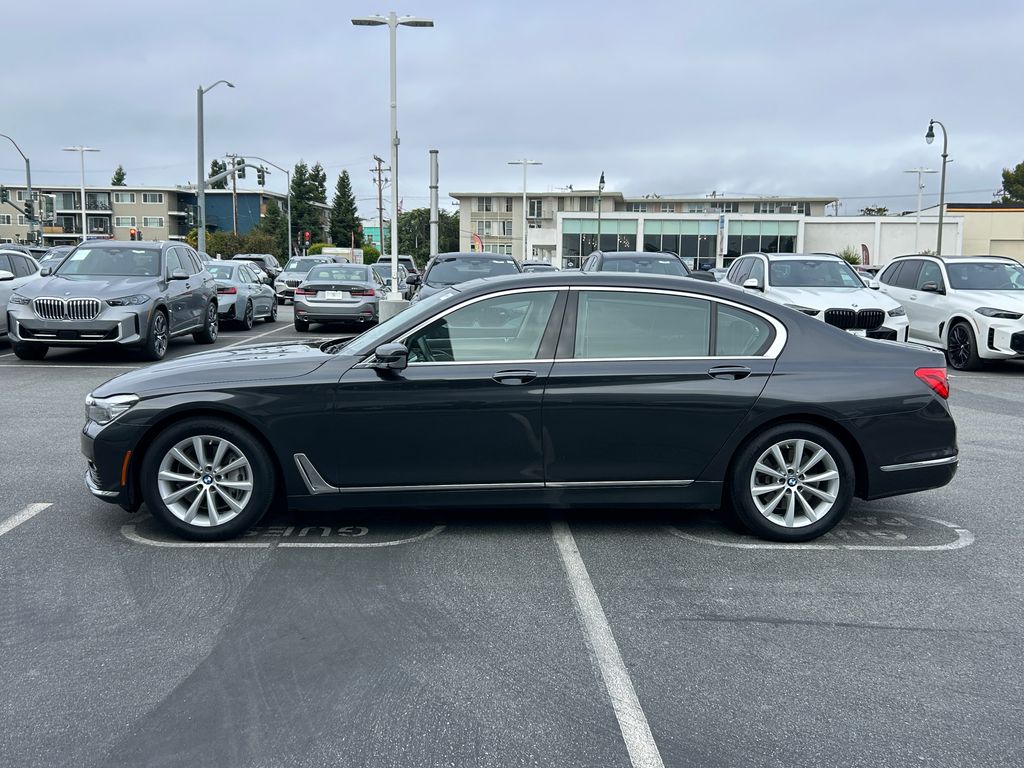 Thumbnail: 2018 BMW 7 Series - 2