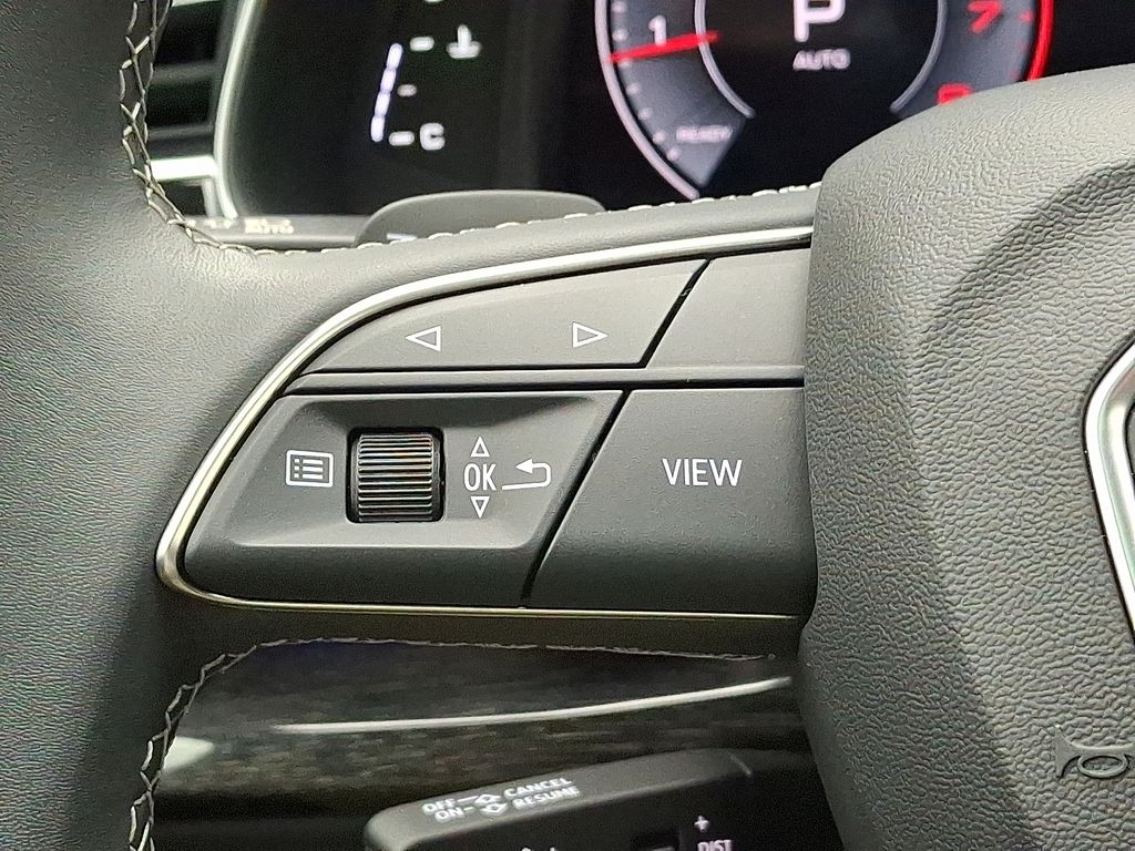 Thumbnail: 2025 Audi Q7 - 23