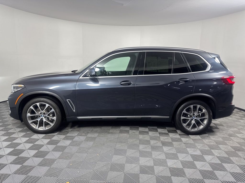 Thumbnail: 2020 BMW X5 - 8
