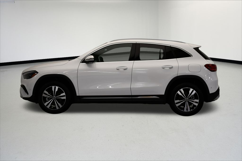 Thumbnail: 2026 Mercedes-Benz GLA - 2