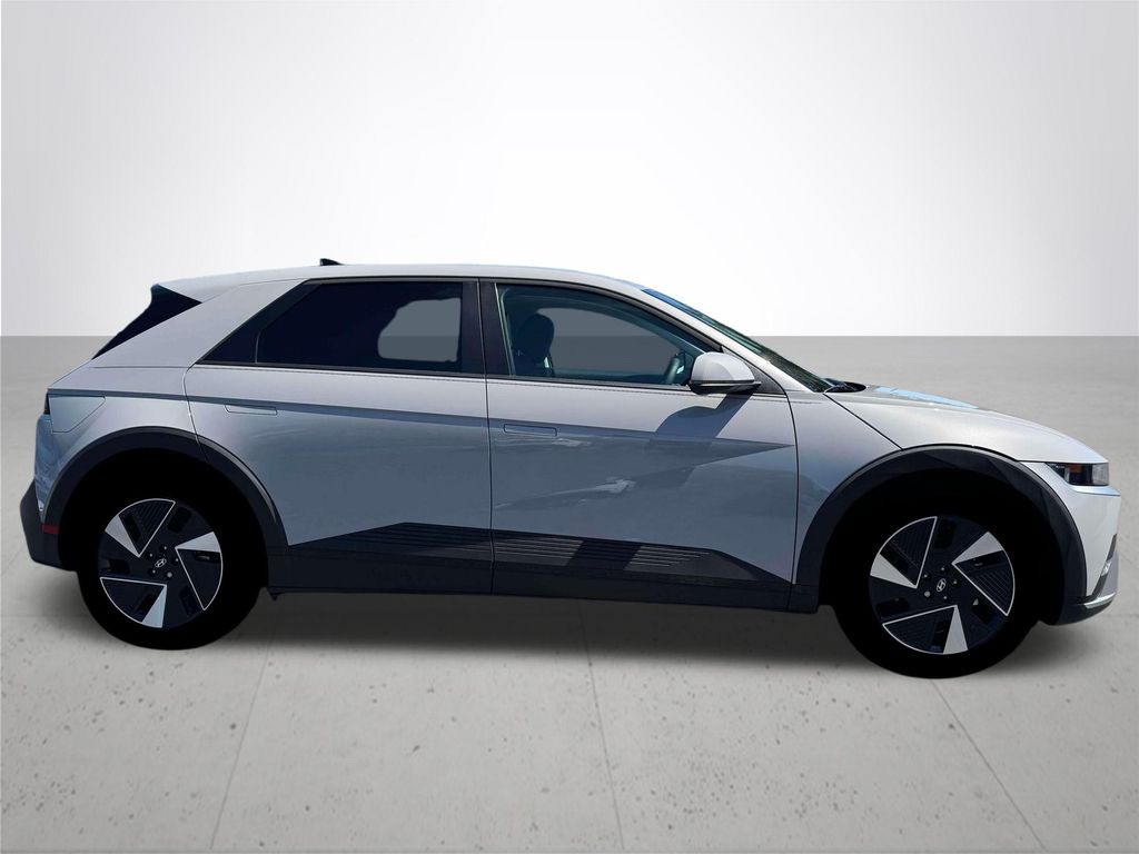 2025 Hyundai IONIQ 5 SE