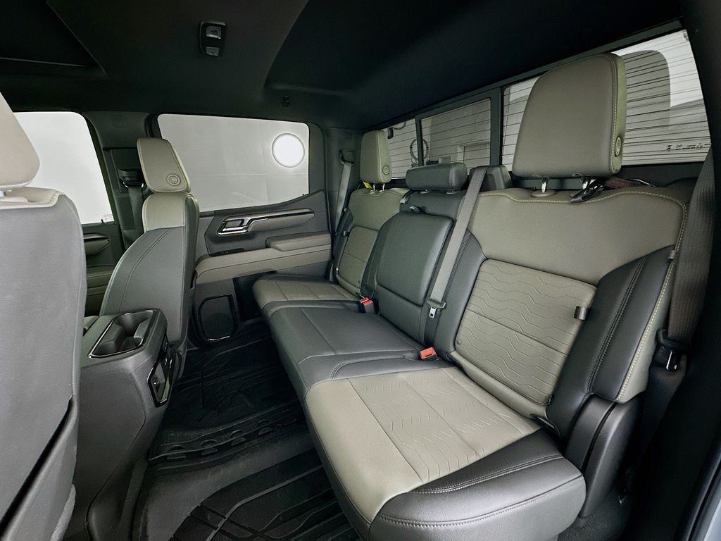 Thumbnail: 2025 Chevrolet Silverado 1500 - 25