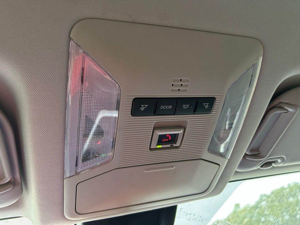 Thumbnail: 2024 Toyota RAV4 - 28