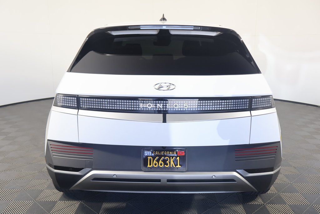Thumbnail: 2022 Hyundai Ioniq 5 - 5