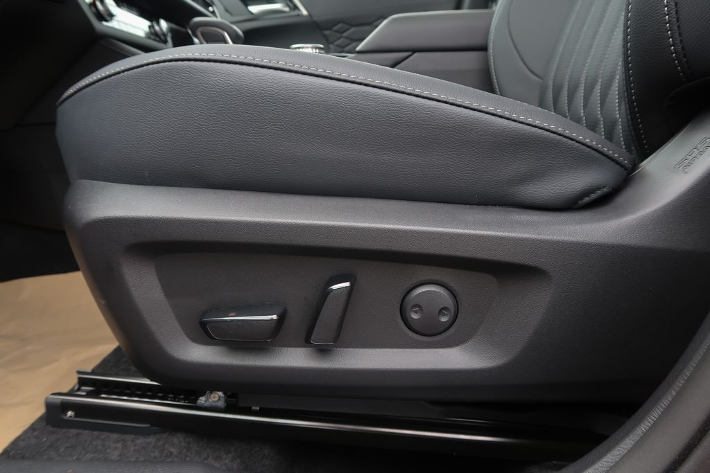 2026 Mitsubishi Outlander SEL 2.5 S-AWC