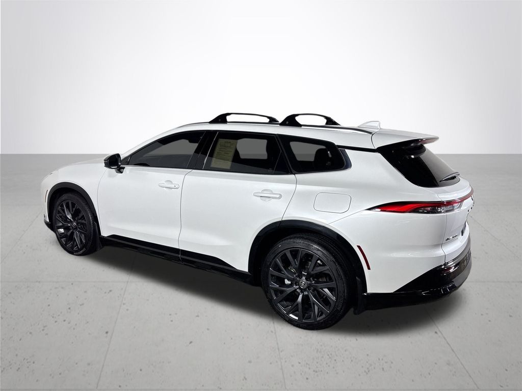 2025 Toyota Crown Signia Limited