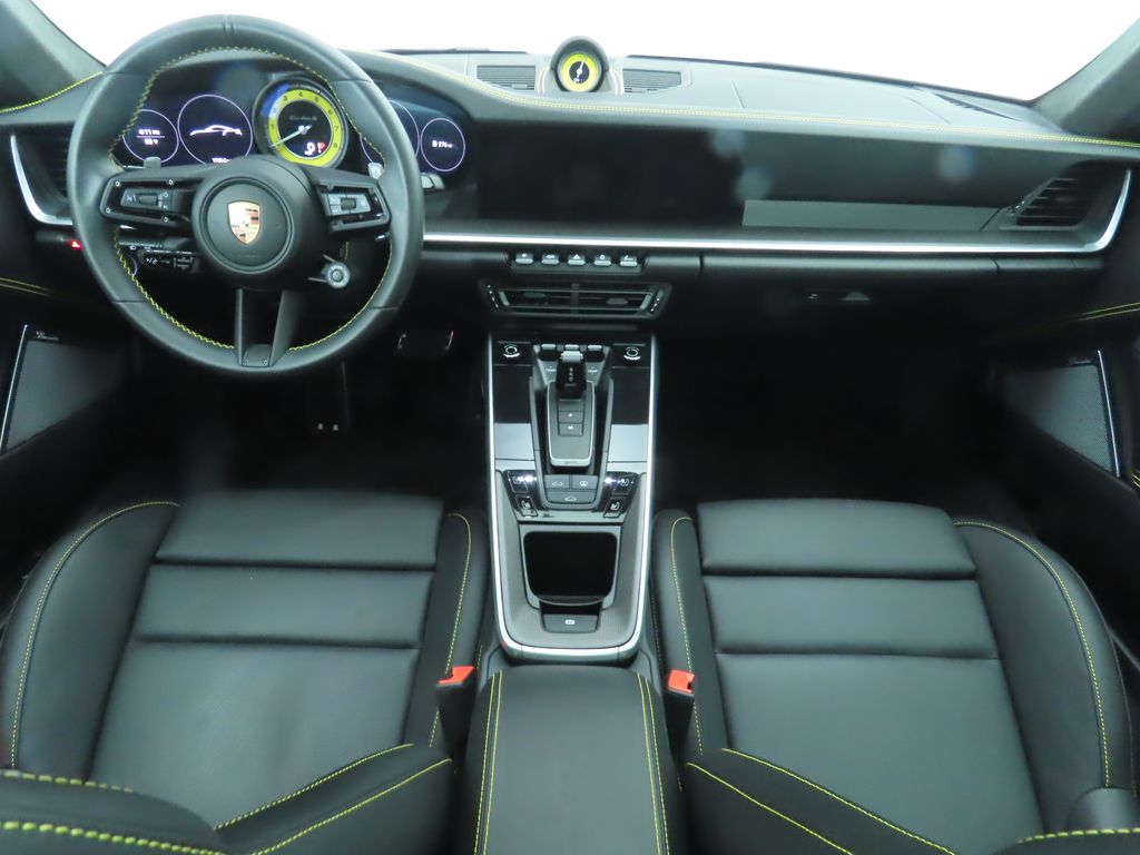 2022 Porsche 911 Turbo 13