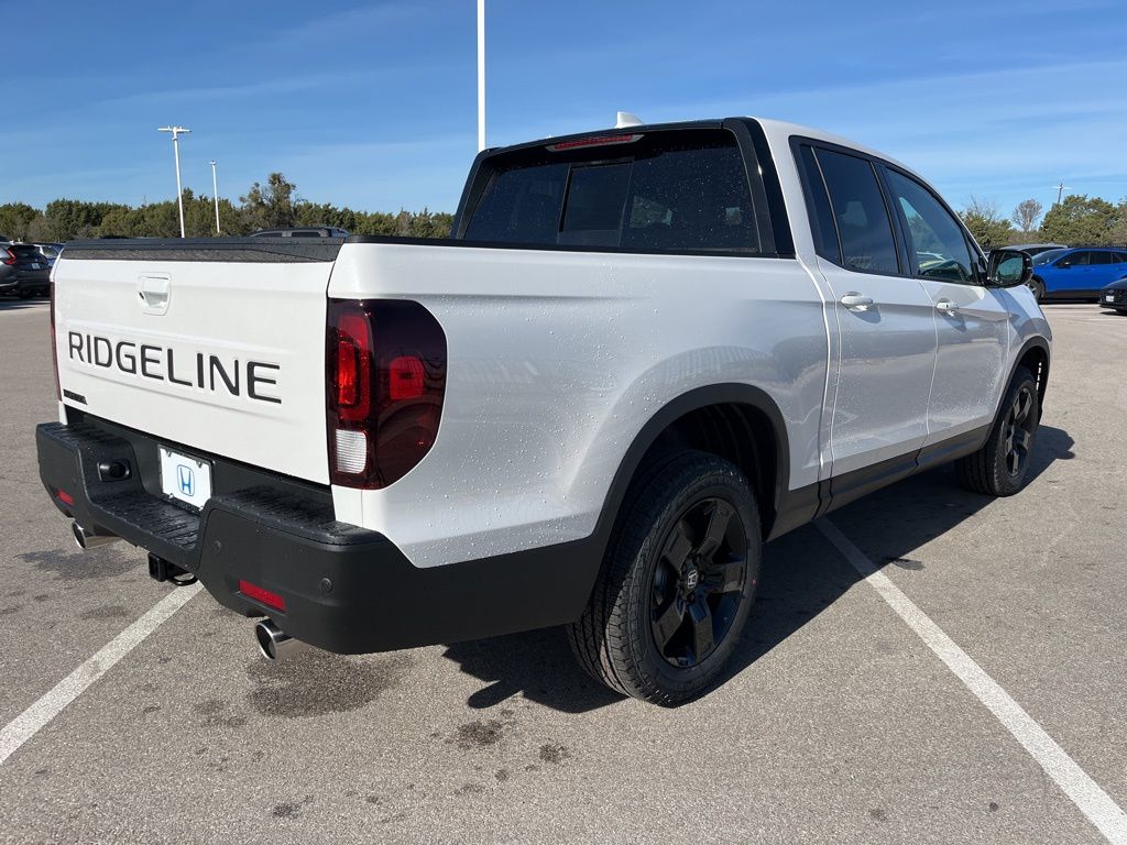 Thumbnail: 2026 Honda Ridgeline - 3