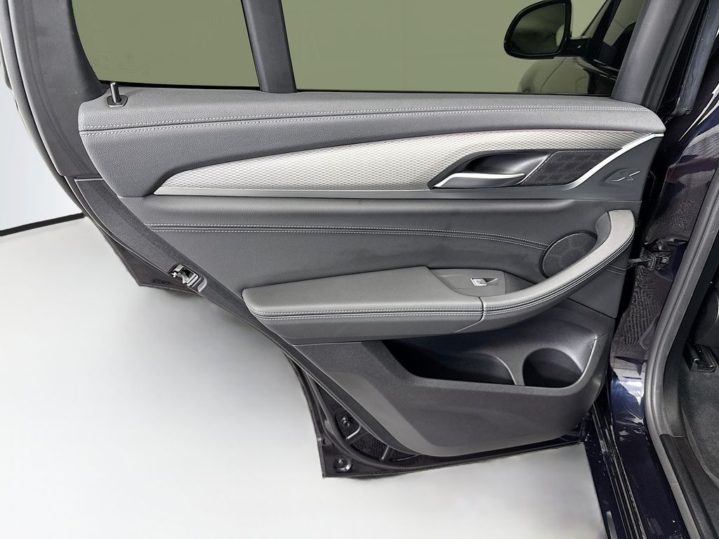 Thumbnail: 2021 BMW X3 - 25