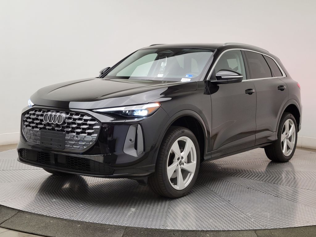 Thumbnail: 2026 Audi Q5 - 3