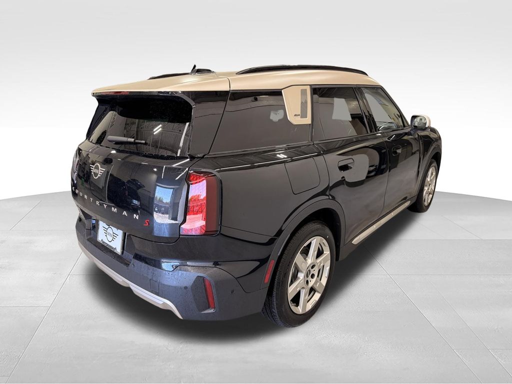 Thumbnail: 2027 MINI Cooper Countryman - 4