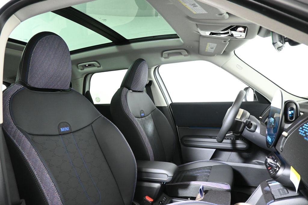 Thumbnail: 2025 MINI Cooper Countryman - 25