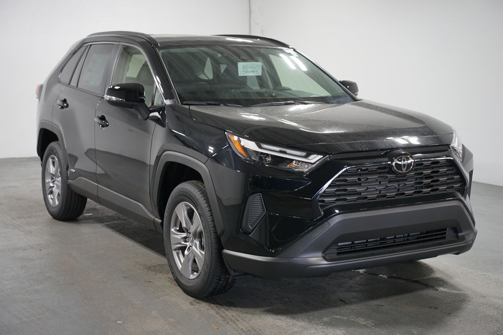 Thumbnail: 2025 Toyota RAV4 - 3