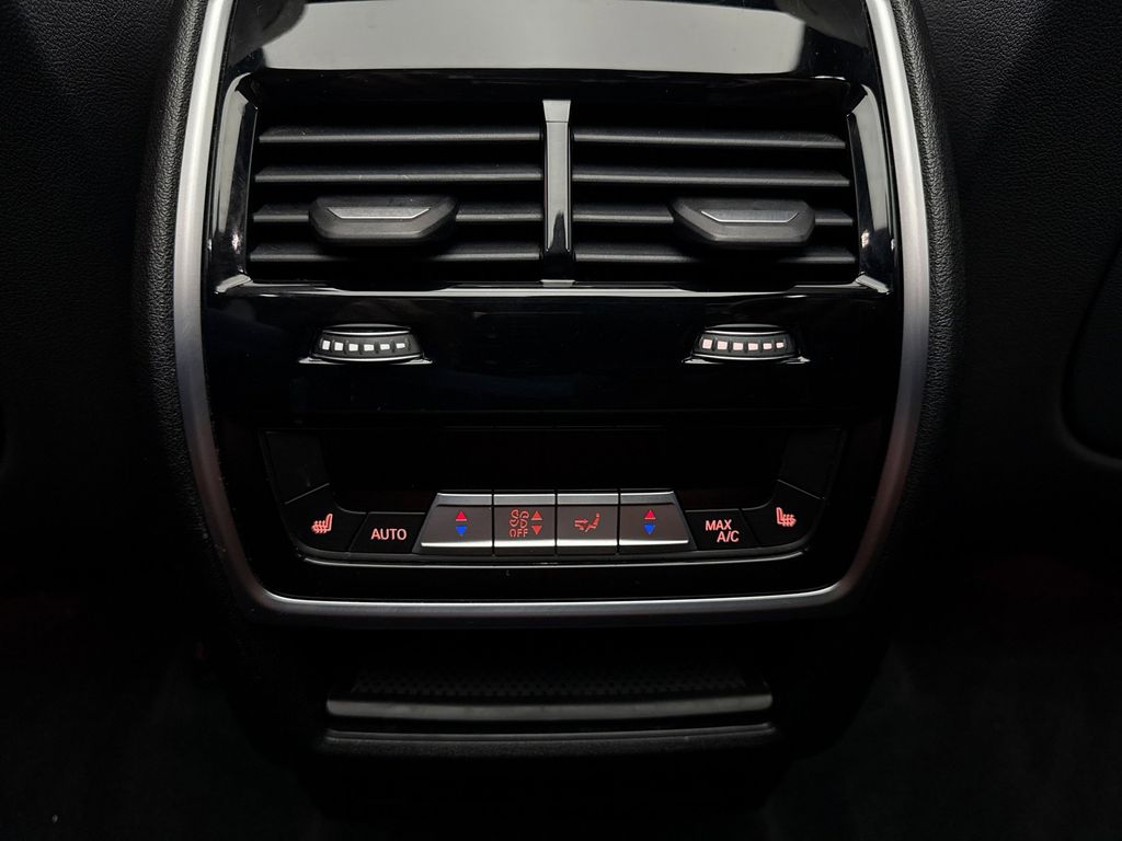 Thumbnail: 2020 BMW X5 - 21