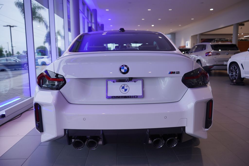 Thumbnail: 2025 BMW M2 - 6