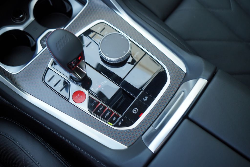 Thumbnail: 2026 BMW XM - 20