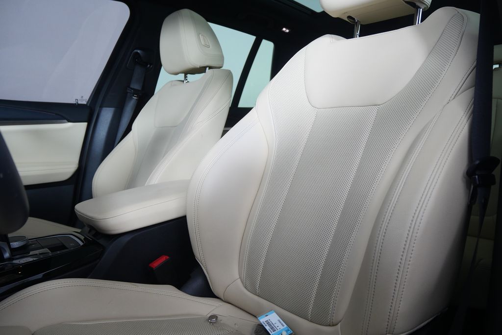 Thumbnail: 2024 BMW X3 - 10